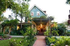 Гостиница The Bissell House Bed & Breakfast  Пасадина